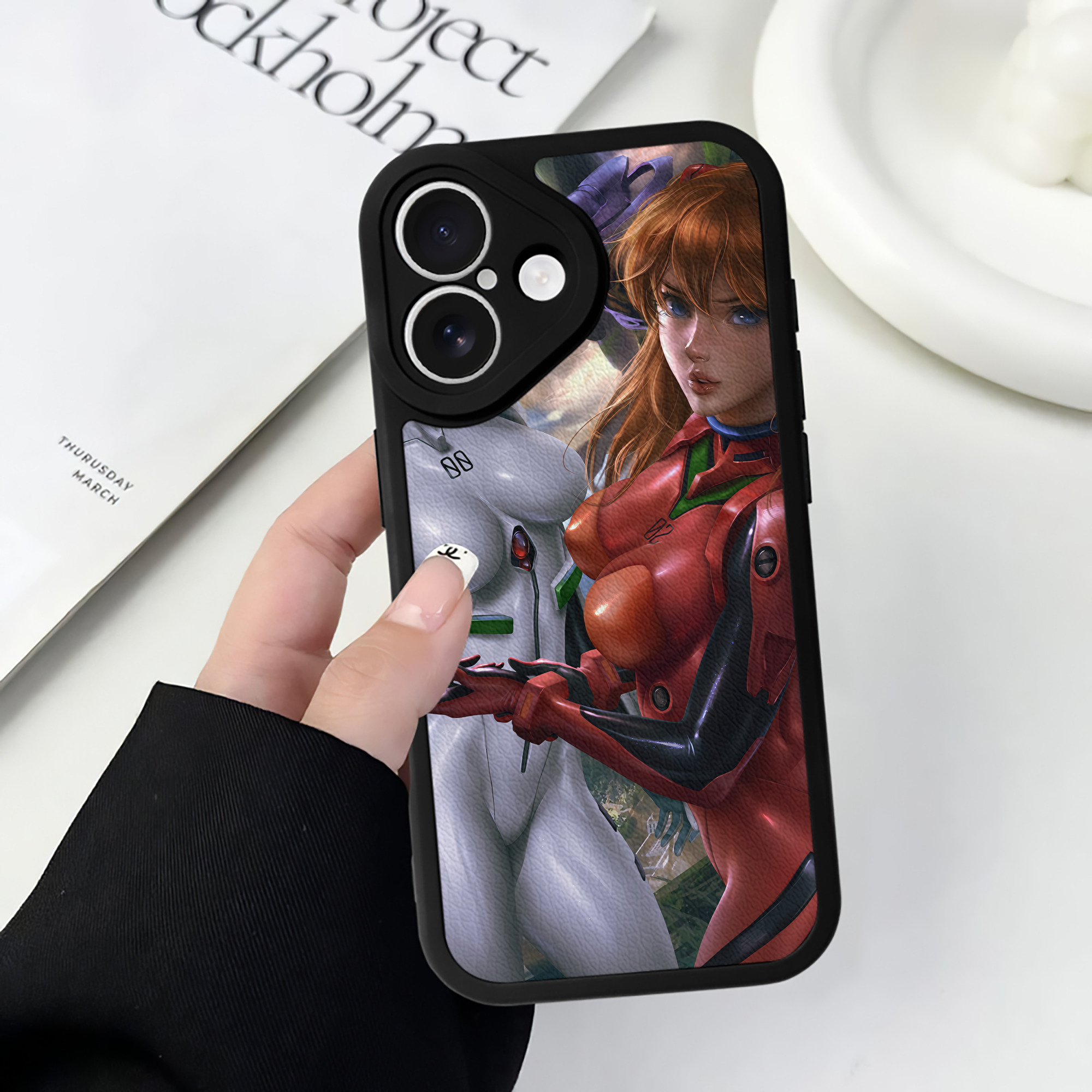 （画像用） EVA 新世紀エヴァンゲリオン 【iPhone 16シリーズ対応】シリコンスマホケース（レザー調） 材質：シリコン